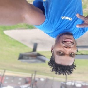 Meet your Posher, Jontez